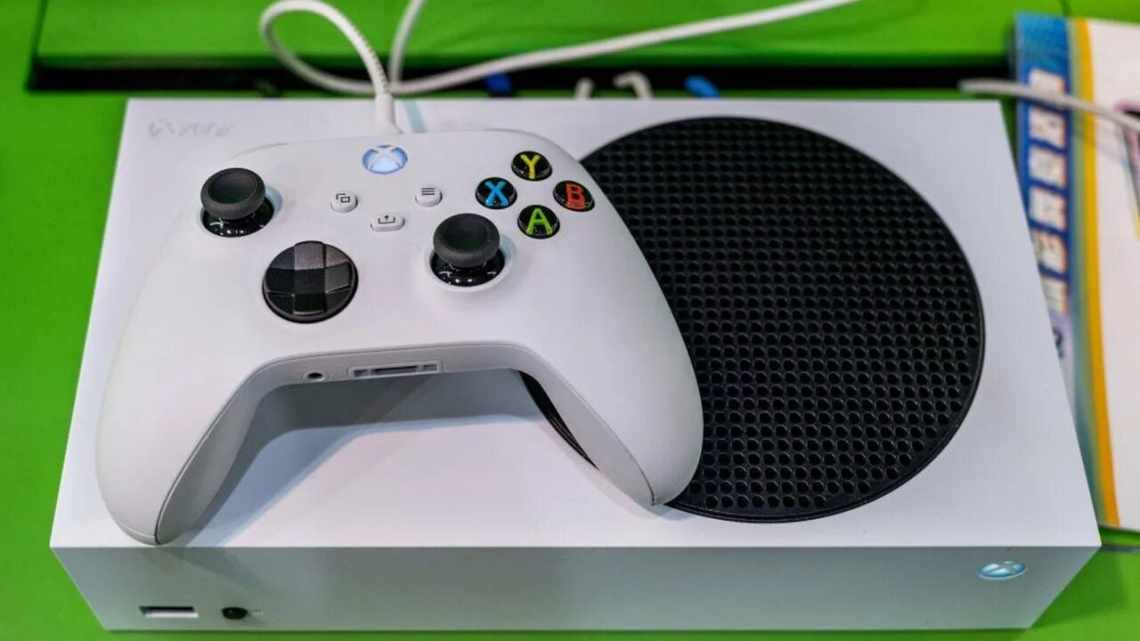 ВИПРАВЛЕННЯ: Xbox One S не вмикається і не вимикається