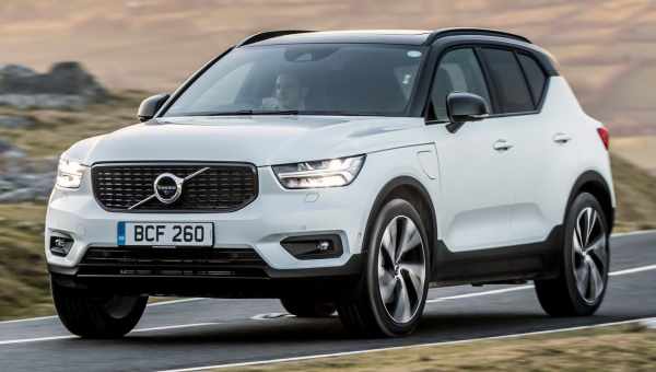 Познайомтеся з новим Volvo XC40