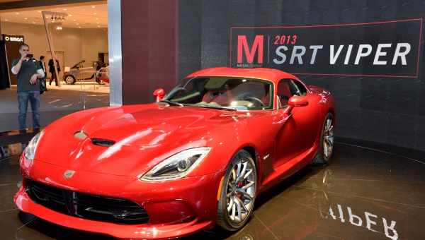 SRT Viper: гучний тріск стереотипів