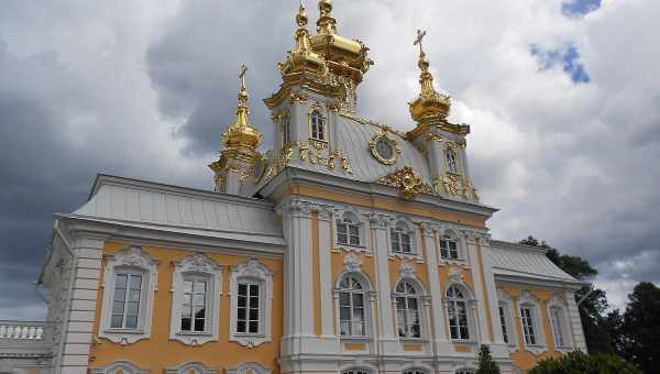 Петропавлівська церква