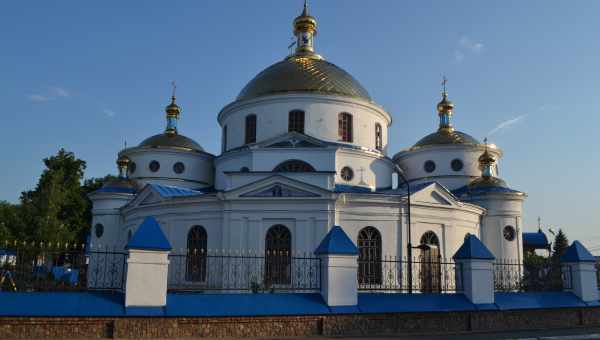 Тихвінська церква у Випуковому