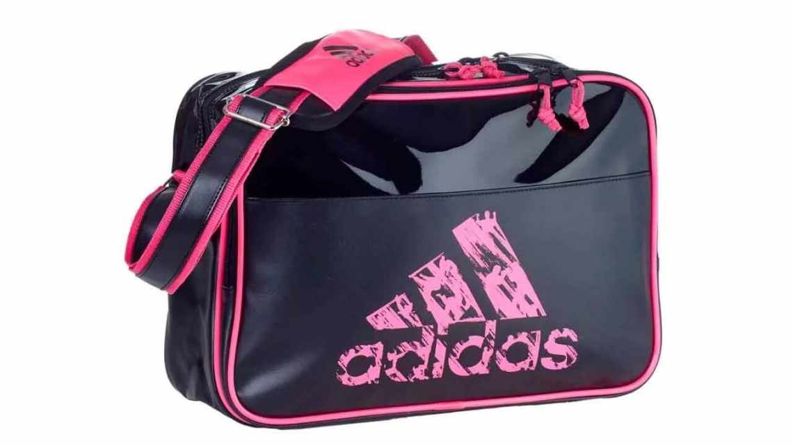 Жіночі спортивні сумки Adidas