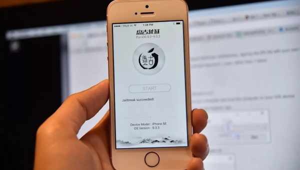 Команда Pangu продемонструвала джейлбрейк iOS 8.3, який може вийти після релізу iOS 8.4