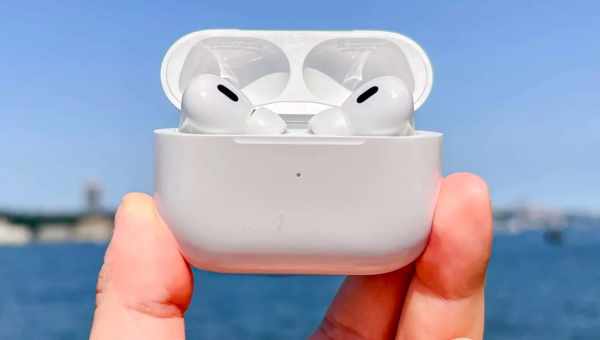 AirPods 3 вийдуть не раніше осені