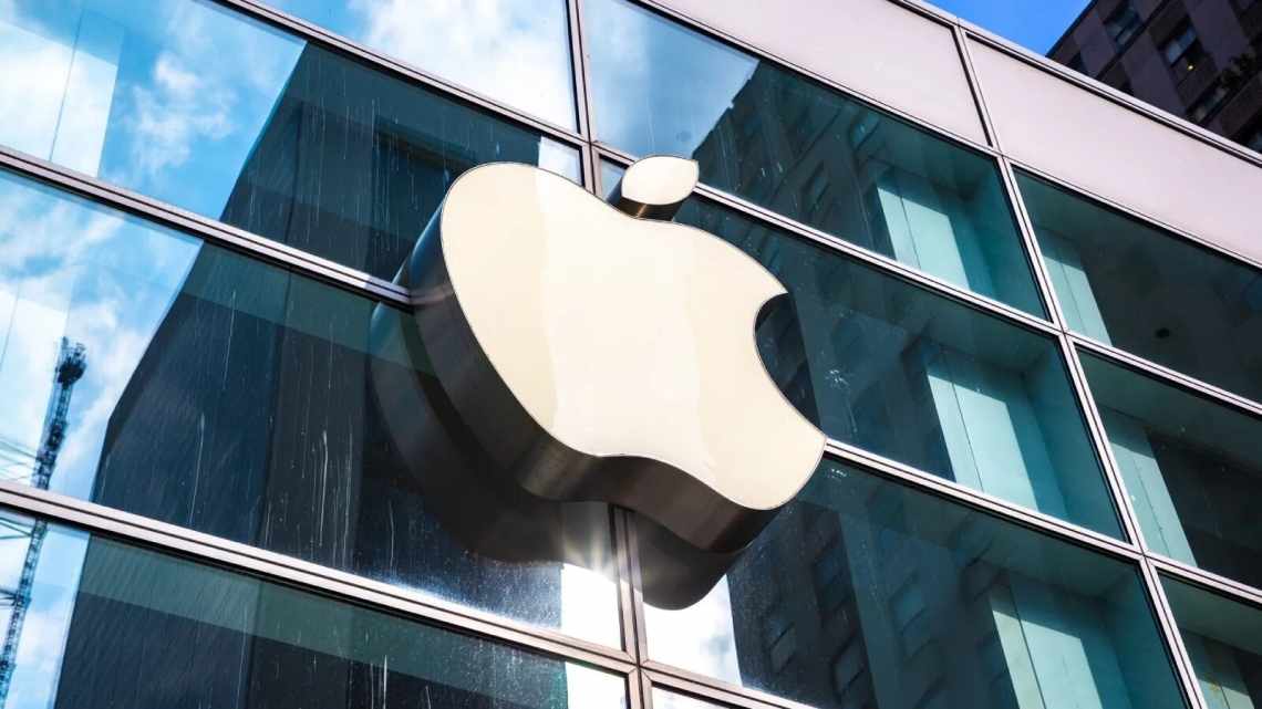 Компанія Apple отримала патенти на безрамковий дисплей і вбудований в екран Touch ID