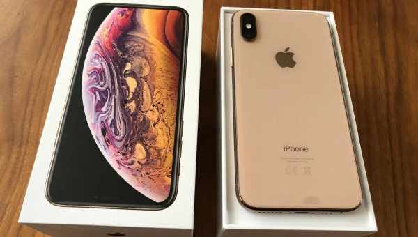 Перші відгуки про iPhone Xs і iPhone Xs Max