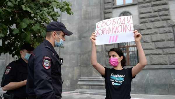 Насильство в засобах масової інформації під мікроскопом - Берковиць