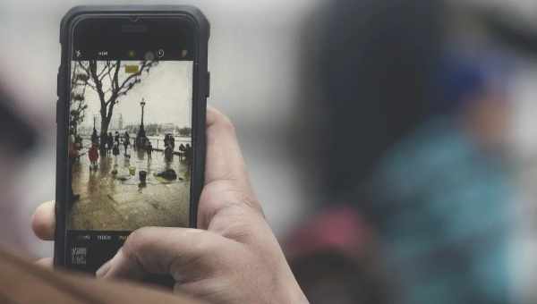 Як ділитися фотографіями і відео на iPhone або iPad за допомогою посилання