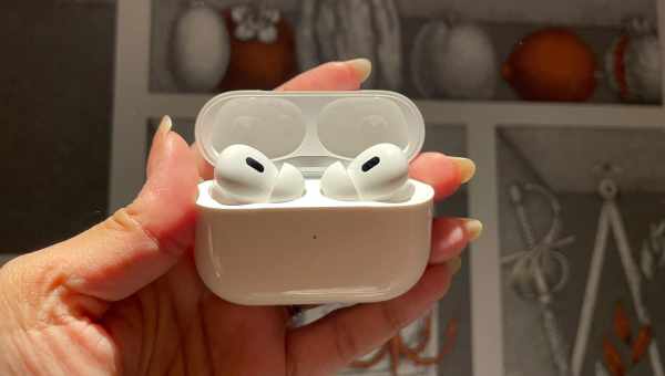 Apple повинна презентувати нові AirPods у травні