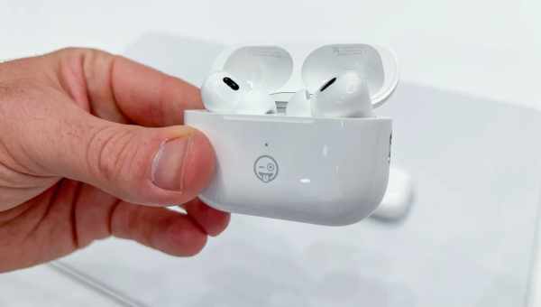 Перестали працювати AirPods? Спробуйте ці рішення