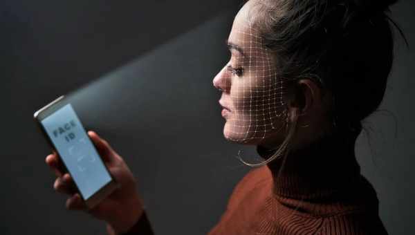 Face ID протестували на ідентичних близнюках