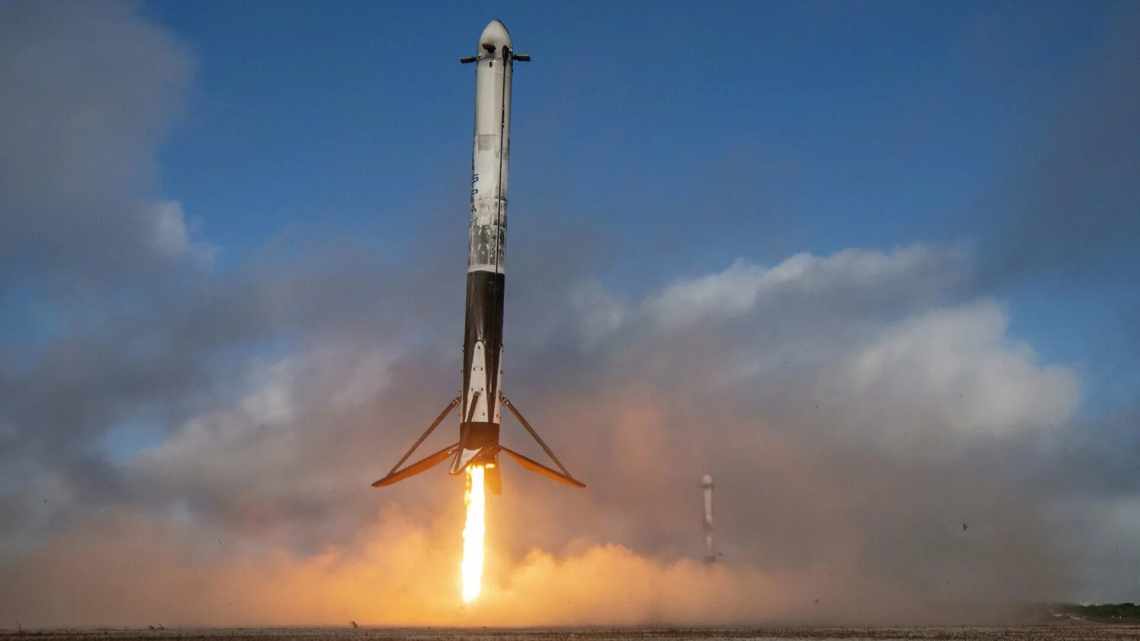 Перший повторний політ Falcon 9 призначений на 30 березня