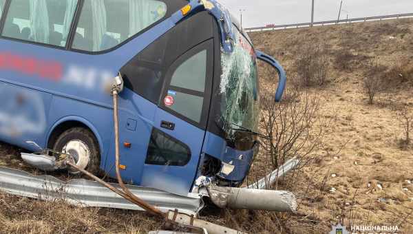 Як відчувають відбійники на естакадах