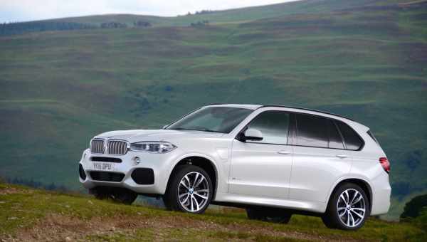 Екологічний спорт: тест BMW X5 40e