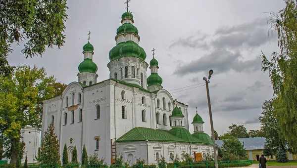 Успенська церква в Чернєві