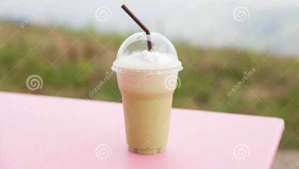 Молочно-кавовий коктейль «Айс-бабл»